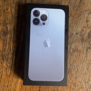 Blue iPhone 13 Pro Max & space gray 11 pro max - unlocked